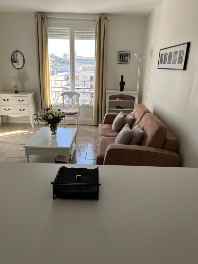 Cannes, Croisette, Palais Miramar 외부 사진